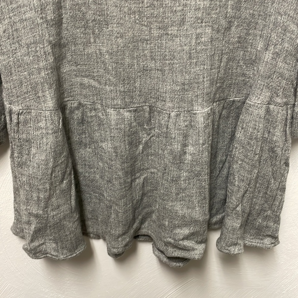 Zara XS peplum hem grey knit button down shirt - Picture 4 of 4